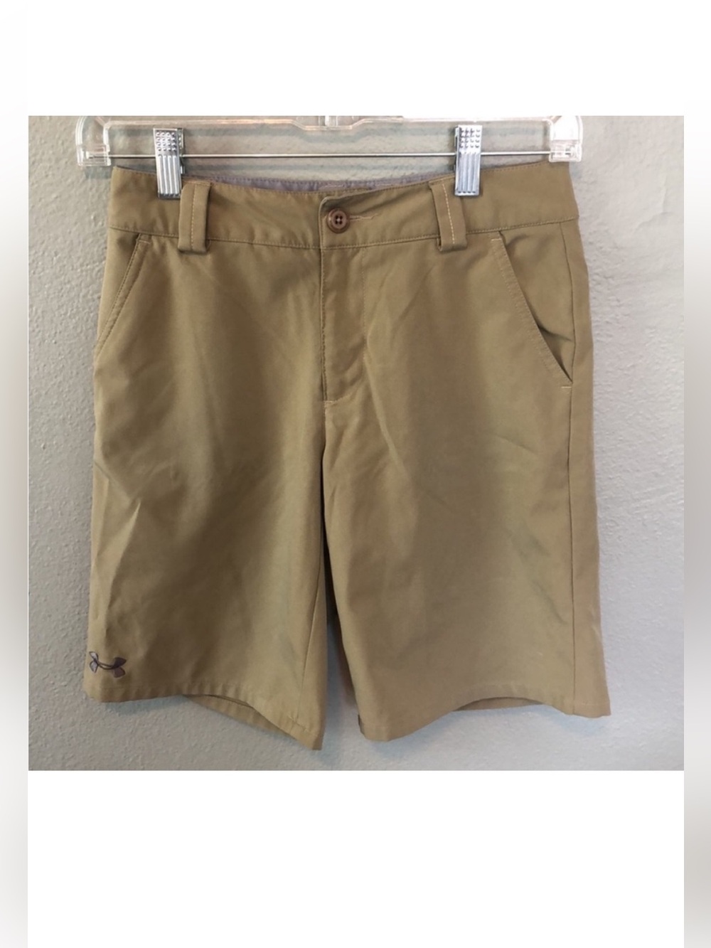 Under Armour Boys Tan Golf School Uniform Shorts Medium